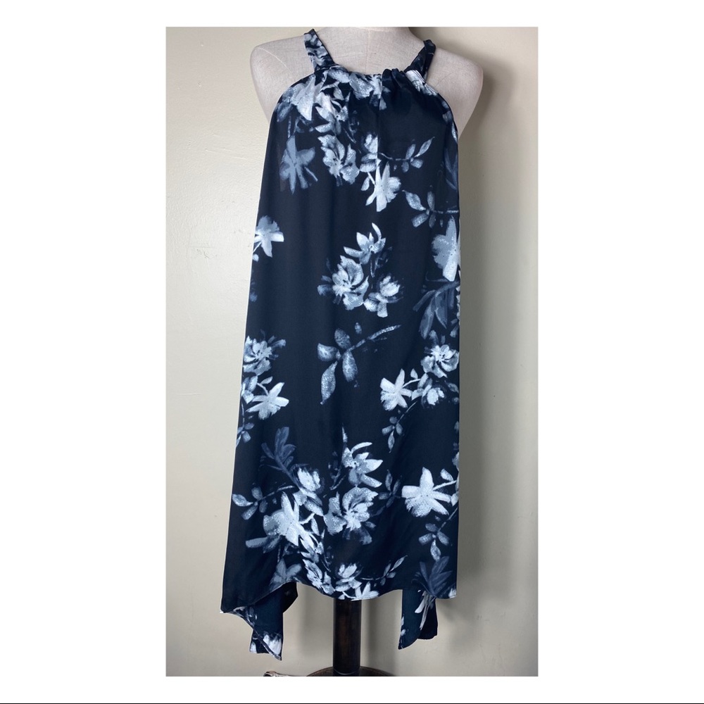 (Sold) BCBGMAXAZRIA HALTER Dress SIZE L